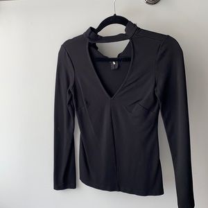 Black bebe top size small